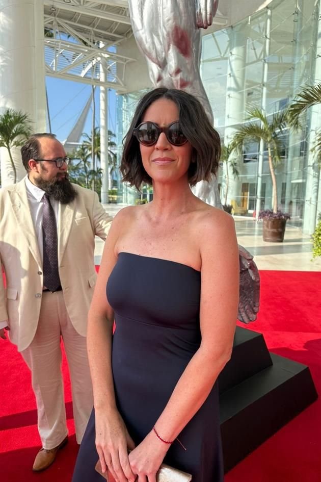 Ursula Barba Hopfner, se cuentra entre los nominados a Mejor Dirección.