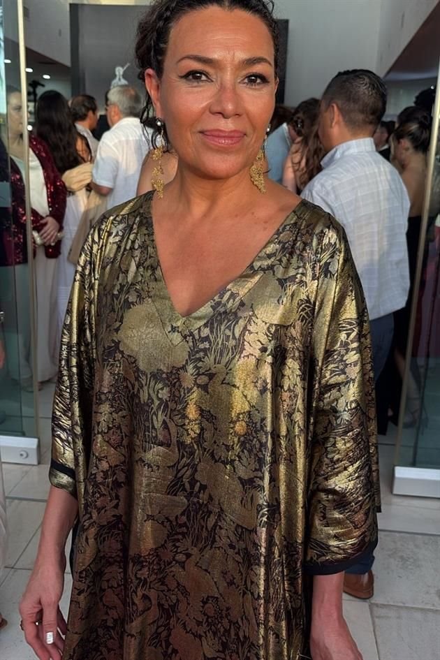 La actriz Dolores Heredia presente en la Alfombra Roja previo a los premios Aiel 2025.