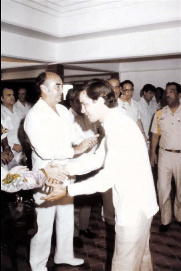 En un evento con el ex Presidente José López Portillo.