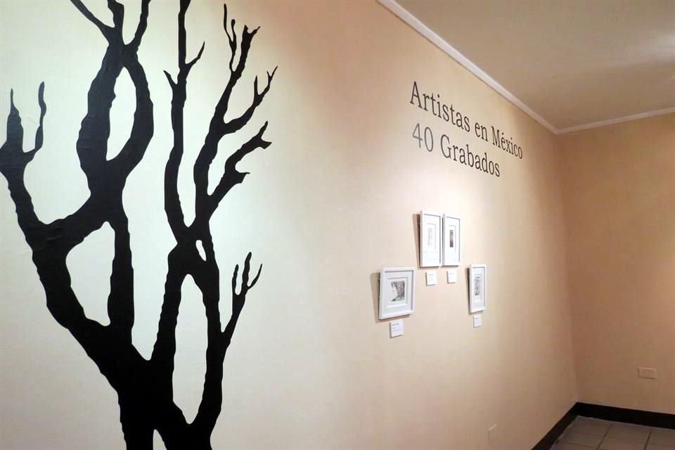 Contra el olvido común que padece el arte en México, se reúnen piezas de distintos autores en la exposición 'Artistas en México. 40 grabados', que alberga el Museo del Periodismo y las Artes Gráficas.