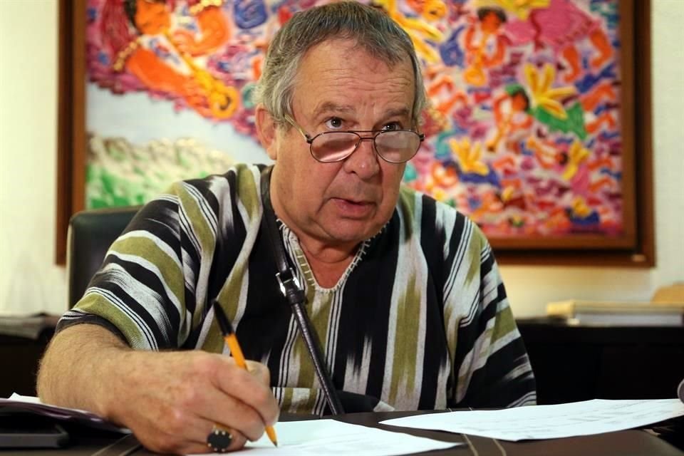 Mauricio Fernández en su oficina en junio del 2016, durante su tercer periodo al frente del Municipio de San Pedro.