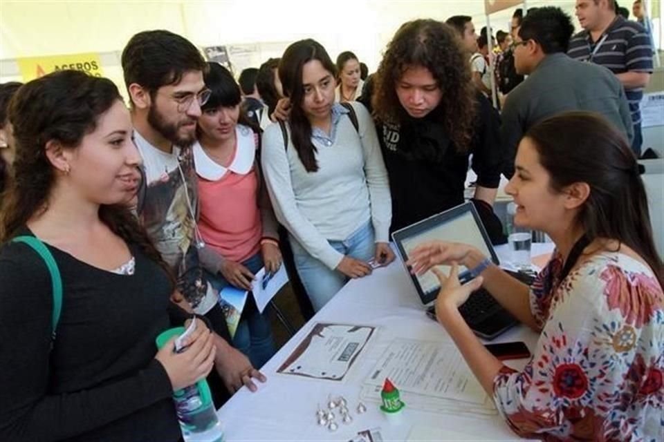 Se espera la participación de mil mujeres y mil hombres en el programa.