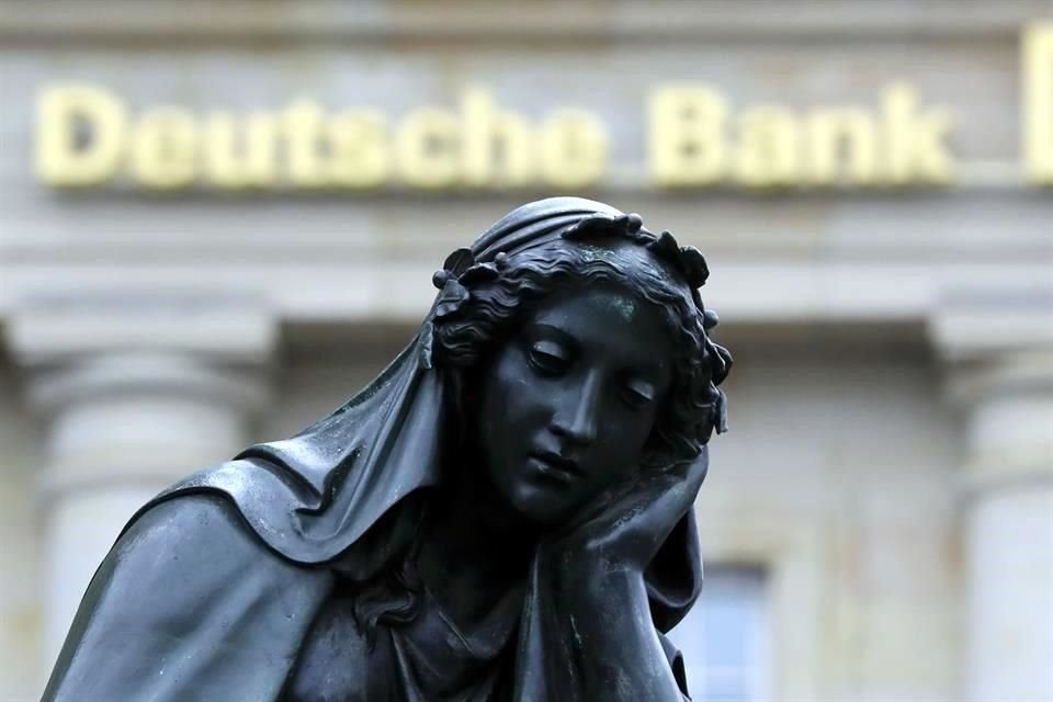 El acuerdo incluye una disposición que permite renegociar el precio si cambia el valor de los negocios de Deutsche Bank.