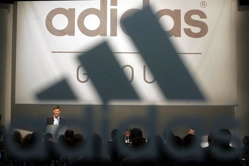 Adidas dijo que ya está alertando a los clientes que podrían verse afectados por el hackeo.