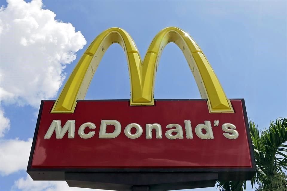 McDonald's dijo que su cuenta de Twitter se vio comprometida.