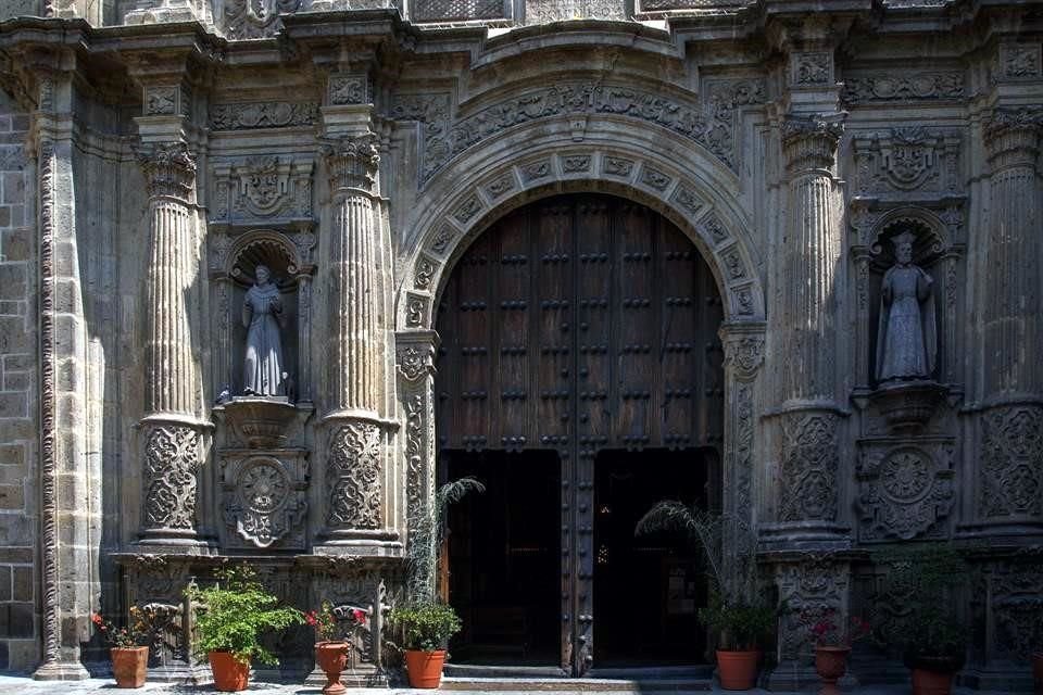 La Iglesia de San Felipe Neri (San Felipe 544) empezó a construirse en 1752.