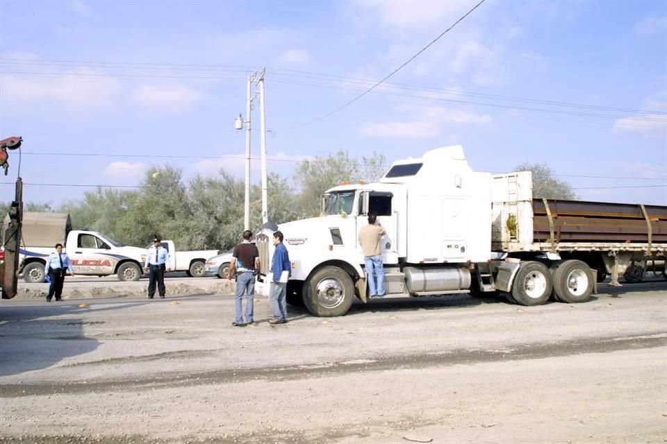 De enero a mayo de este 2019 fueron comercializadas 17 mil 203 camiones pesados y autobuses, 25.1 por ciento más que en el mismo lapso del año pasado.  