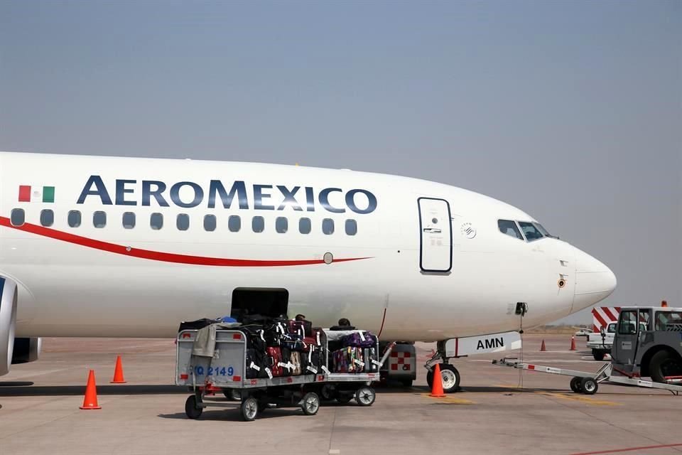 La demanda de la aerolínea, medida en pasajeros-kilómetro (RPKs), disminuyó 1.9 por ciento en abril de este año contra el mismo mes de 2018.