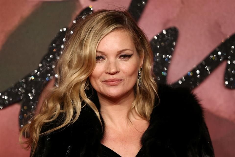 Kate Moss, junto a David Austin, produce un documental sobre el fallecido cantante; la cinta se estrenará a finales de este año.