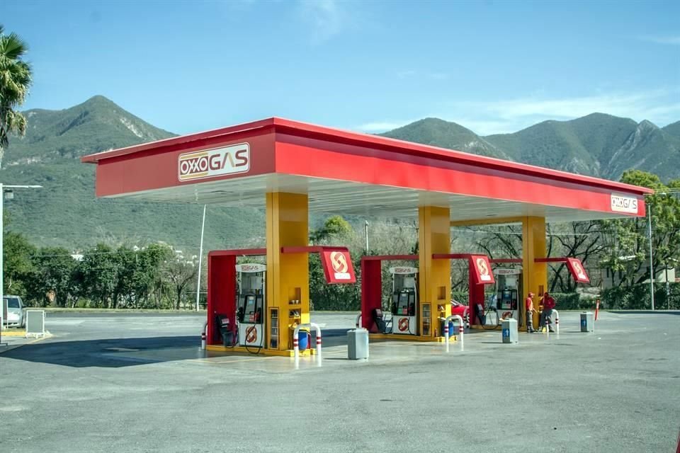 La cadena de gasolineras Oxxo Gas es una de las opciones mexicanas que han surgido en el sector.