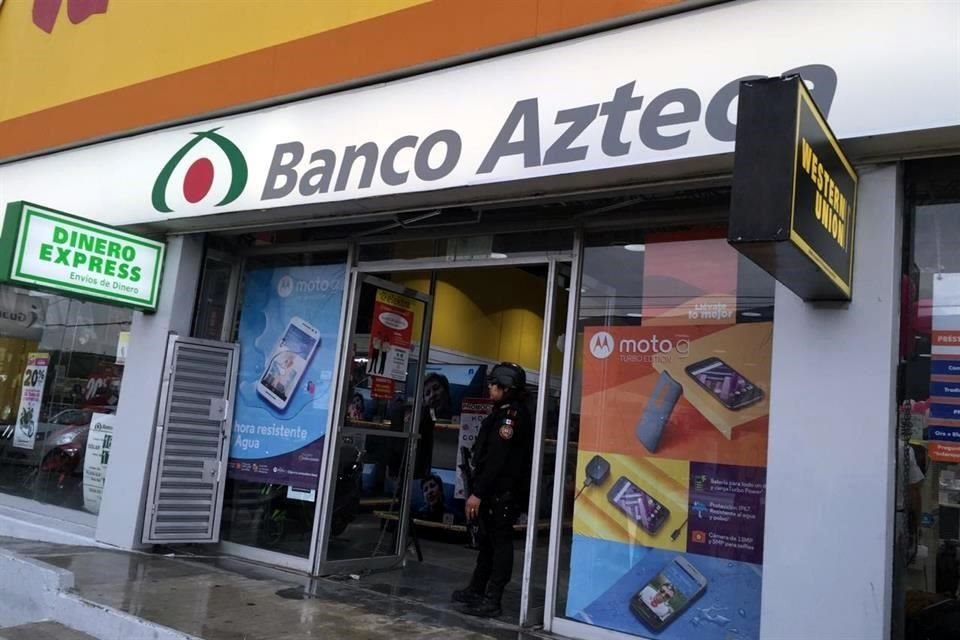 Estos bancos, entre ellos Azteca, tienen como común denominador que atienden a clientes de bajos ingresos o sectores productivos muy específicos que ya han resentido los primeros efectos del desempleo o pérdida de ingresos por el Covid-19 en México.