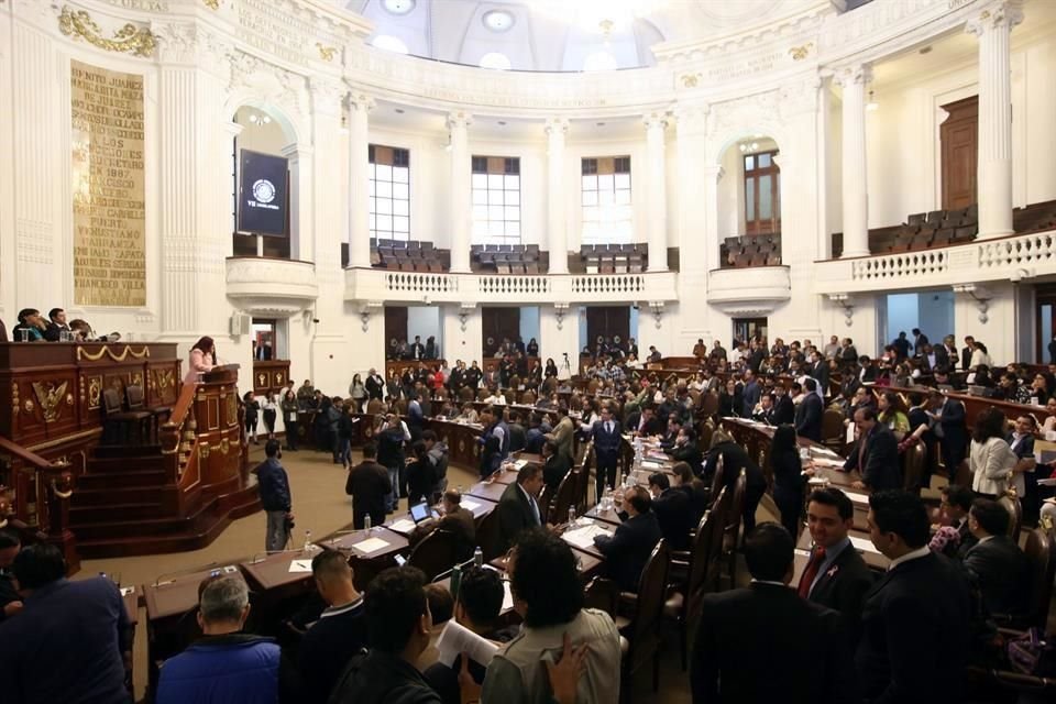 El pasado primero de agosto, la Asamblea Legislativa aprobó por unanimidad la prohibición de espectáculos con delfines en la Ciudad, reforma sobre la cual Mancera debe hacer observaciones o promulgar.