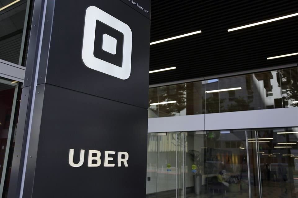 Uber Technologies acordó en julio fusionar sus operaciones en Rusia y las ex repúblicas soviéticas vecinas en una empresa conjunta, que sería propiedad de Yandex en 59.3 por ciento y 36.6 por ciento de Uber.