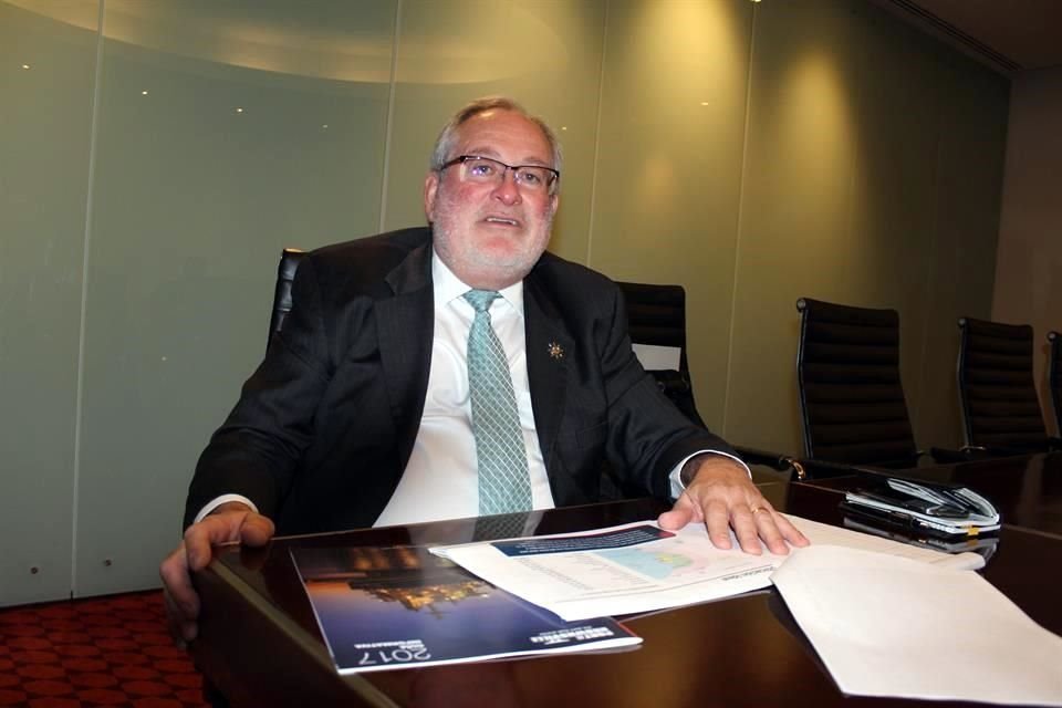 Eduardo A. Campirano, director del Puerto de Brownsville