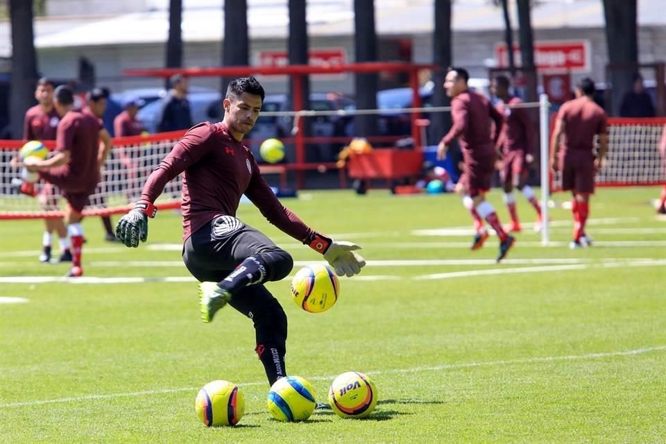 Alfredo Talavera no defenderá más la portería de los Diablos Rojos.