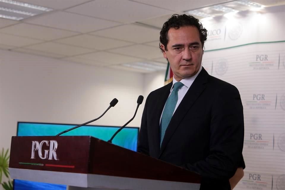 Los legisladores coincidieron que el encargado de despacho de la dependencia, Alberto Elías Beltrán, debe ser destituido.