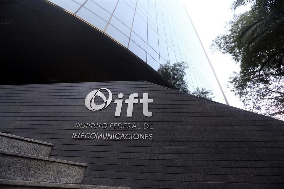 El IFT nuevamente puso en oferta los precios para la adquisición de frecuencias.