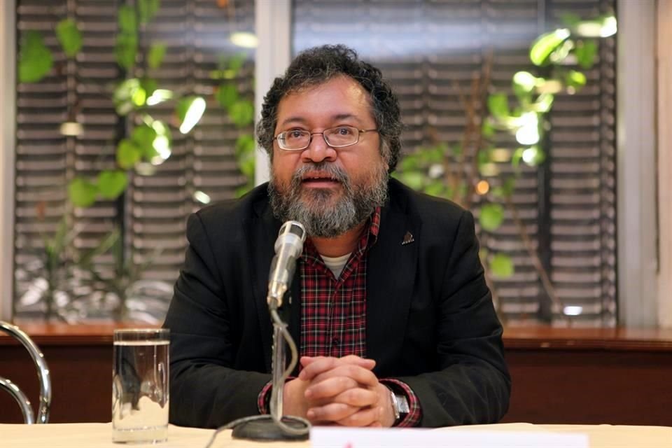 Fluvio Ruiz Alarcón era consejero de Pemex en el momento en que se realizó la operación.