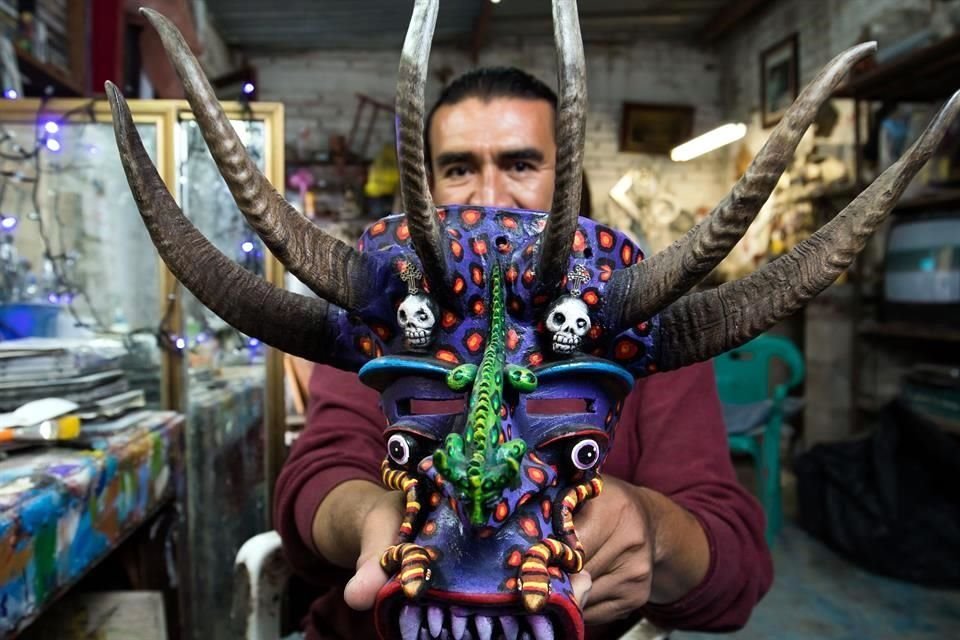 Prudencio Guzmán, de 53 años, es tastoán desde los 18. Así dice que les perdió el miedo.