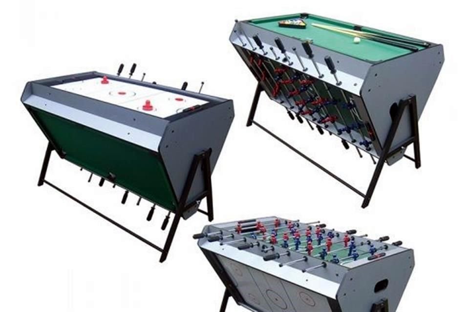 La mesa de juegos 3 en 1 de Win Max permite jugar futbolito, hockey o billar en un mismo mueble.<br>Está fabricada con MDF y cuenta con los accesorios para cada juego.