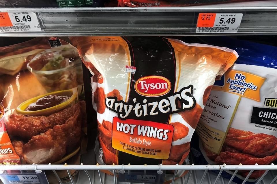 Alitas congeladas de la marca Tyson Foods.