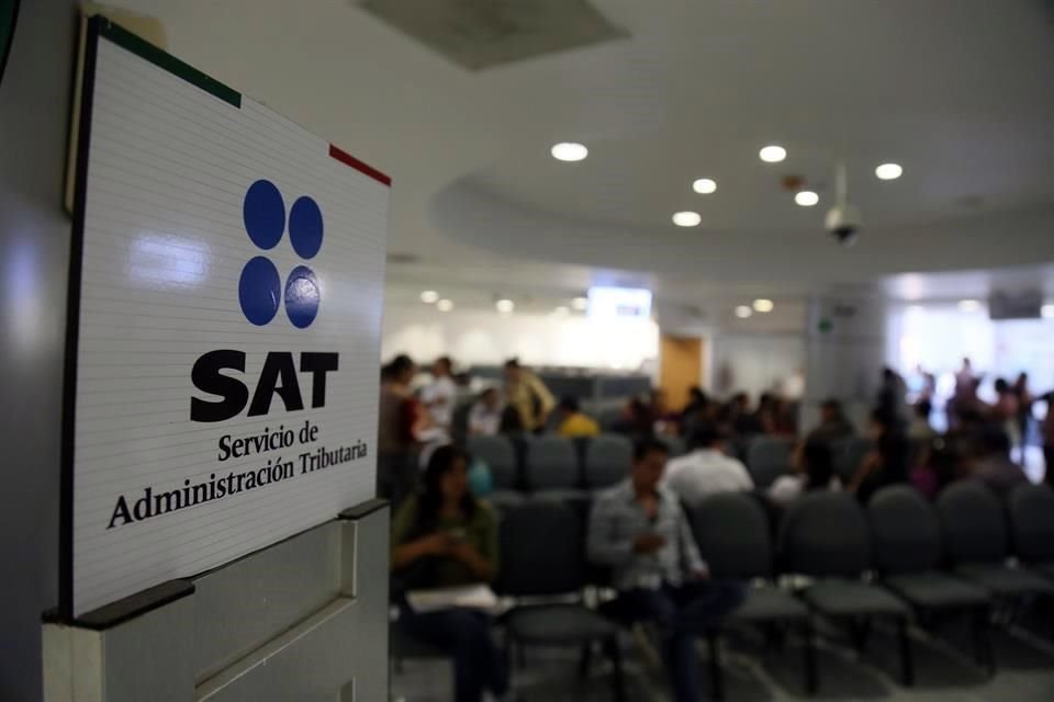 La regla propuesta dará al SAT el poder de re-caracterizar operaciones de los contribuyentes como inexistentes.