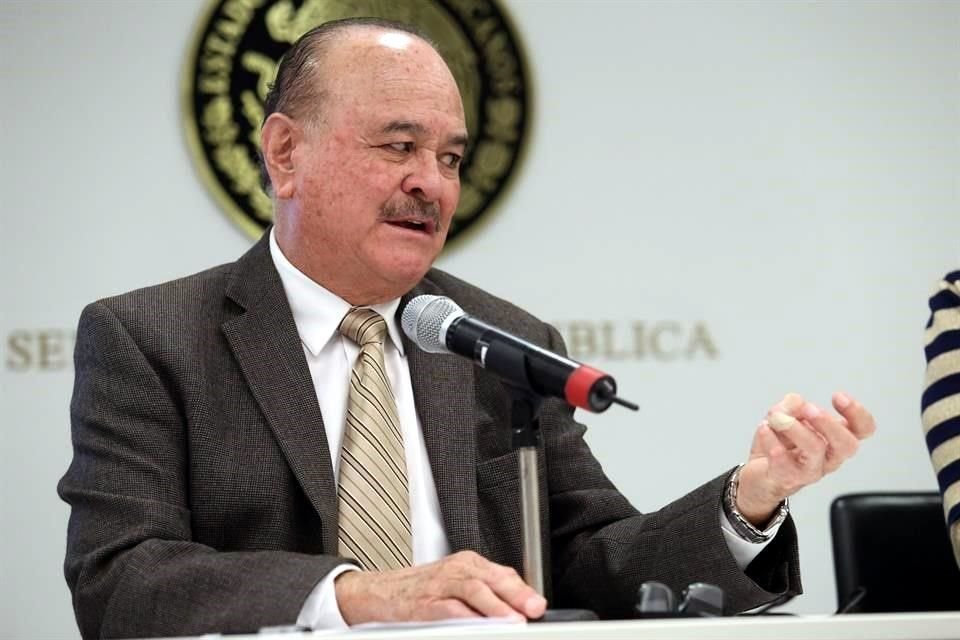 Ernesto Ruffo dijo que no reconoce a Marko Cortés como dirigente del albiazul. 