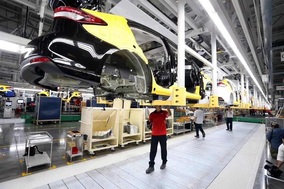 Ante la crisis que se avecina, una recuperación más temprana para Estados Unidos sería positivo para la industria automotriz en México, dijeron analistas.