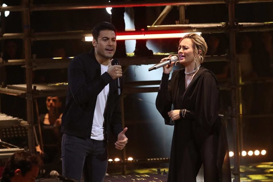 Carlos Rivera también estuvo presente en la grabación del concierto.