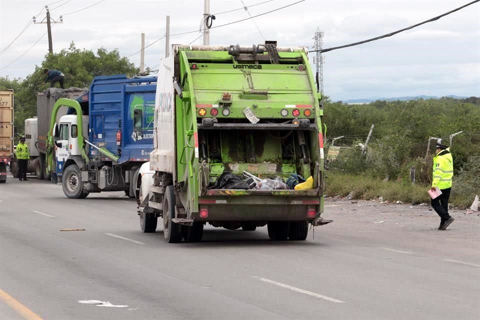 Hasta las 12:00 horas del miércoles, elementos de tránsito municipales habían realizado 25 citatorios a transportistas de desechos que no trajeran cubiertas sus cargas.
