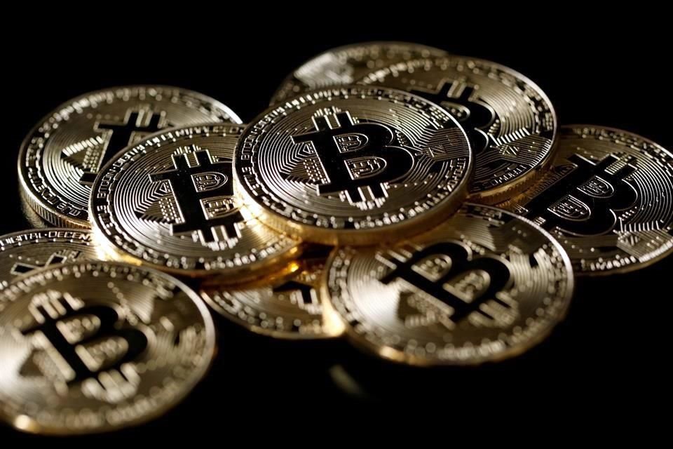 En 2017, el bitcoin alcanzó un valor máximo de casi 20 mil dólares.