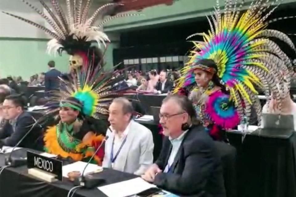 Los representantes de México durante la sesión de la Unesco, que se llevó a cabo en Port Louis, República de Mauricio.
