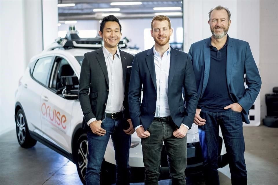 (De Izq. a Der.) Dan Kan, Kyle Vogt y Dan Ammann en las oficinas de Cruise Automation.