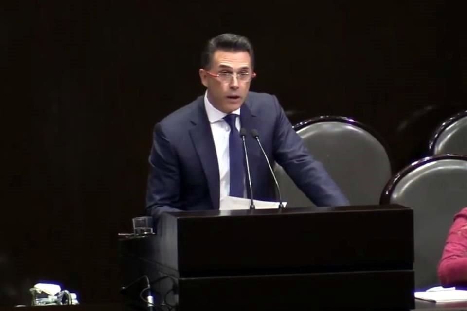 El miércoles, Sergio Mayer fue acusado por Inés Parra, ambos morenistas, de recibir 'moches' de bolsas otorgadas a proyectos culturales.