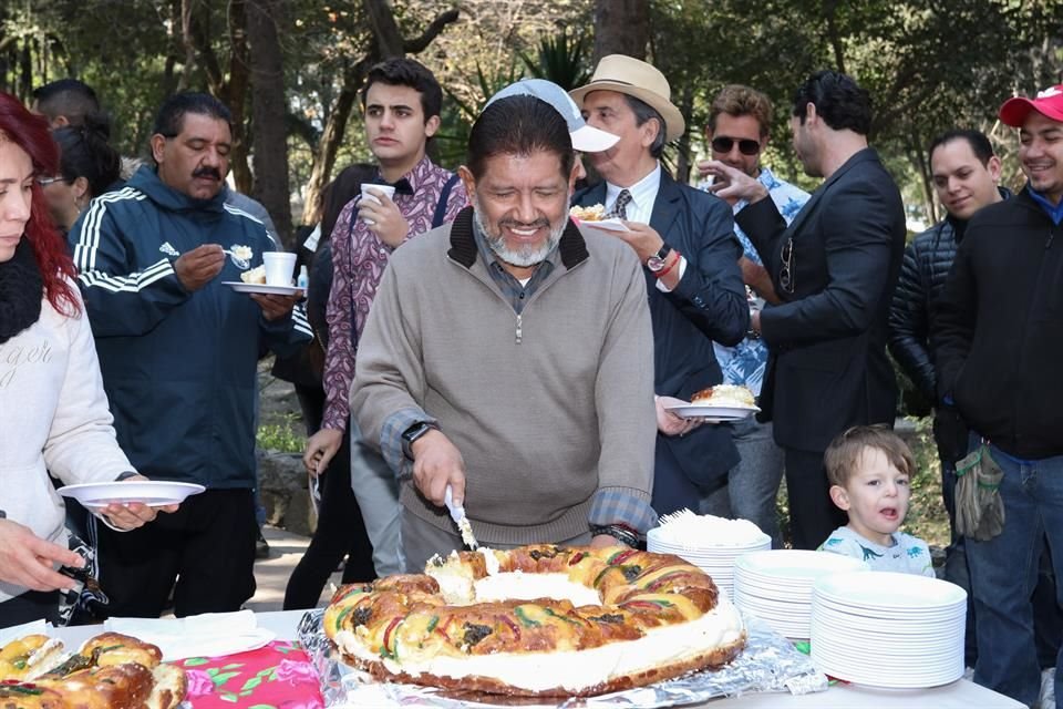 El productor Juan Osorio agradeció a todo el equipo por su trabajo realizado durante las tres temporadas del programa.
