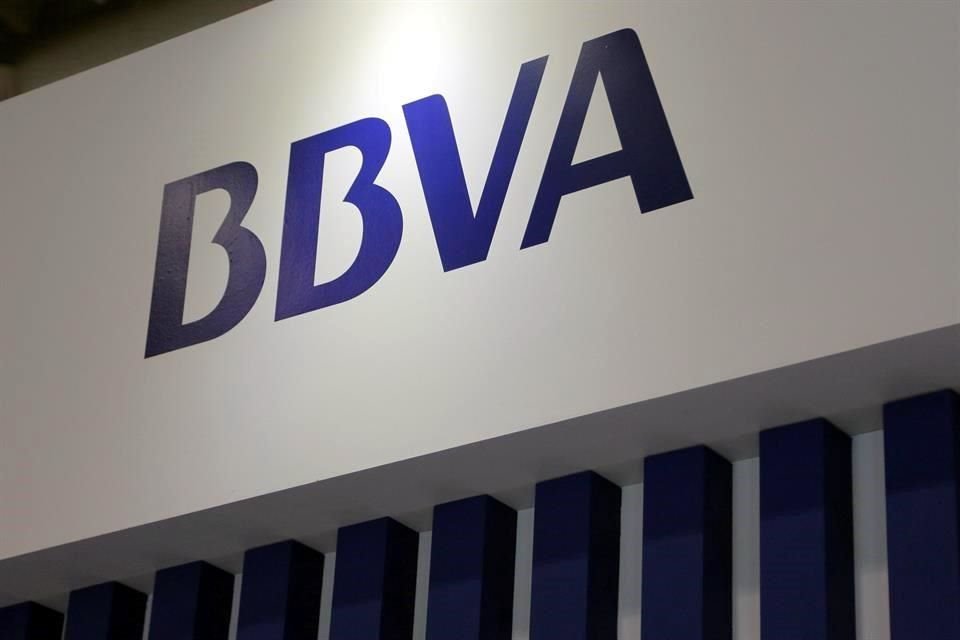 BBVA explicó que la menor demanda de crédito se relaciona con la perspectiva que se tiene de la economía.