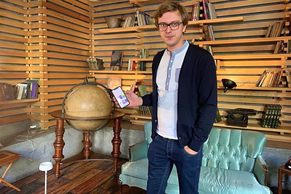 'El problema en México es el costo de los libros físicos, son muy caros, y el tener que conseguirlos, ¡no hay librerías!', comentó Andrew Bayev, CEO de Bookmate.