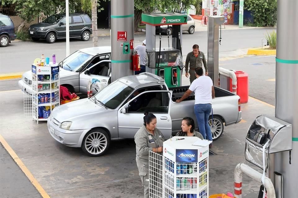 Con reforma a hidrocarburos, expertos anticipan alza de precios y baja calidad en servicios de energéticos.