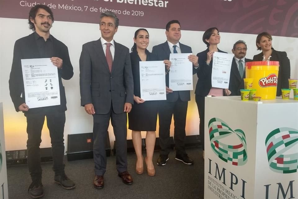 En total, cuatro marcas no tradicionales fueron aprobadas y otorgadas hoy.