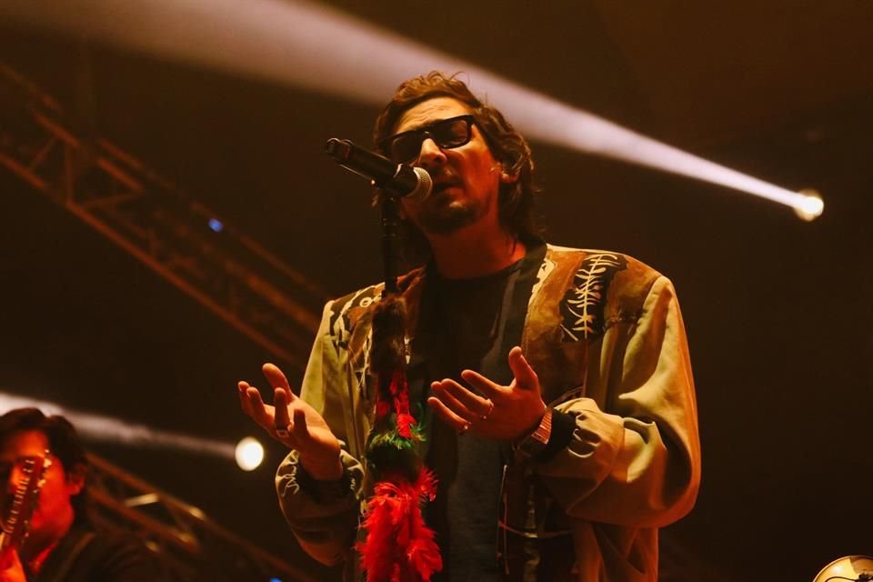La banda mexicana ganó como Mejor Álbum Alternativo Latino.