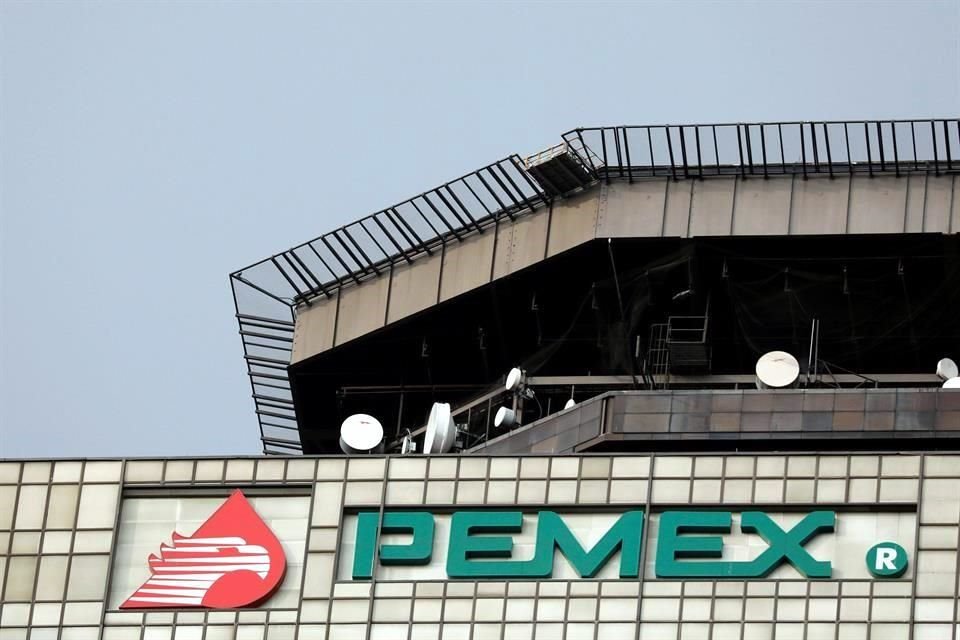 La CNH aprobó a Pemex un plan de desarrollo para explorar un campo en yacimientos no convencionales, que incluye fracturamiento hidráulico.