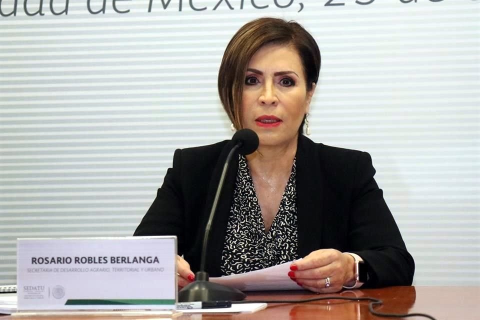 A través de su cuenta de Twitter, la ex funcionaria subió fotos de tres documentos que datan de julio y octubre de 2017, que son oficios que fueron dirigidos a la PGR.