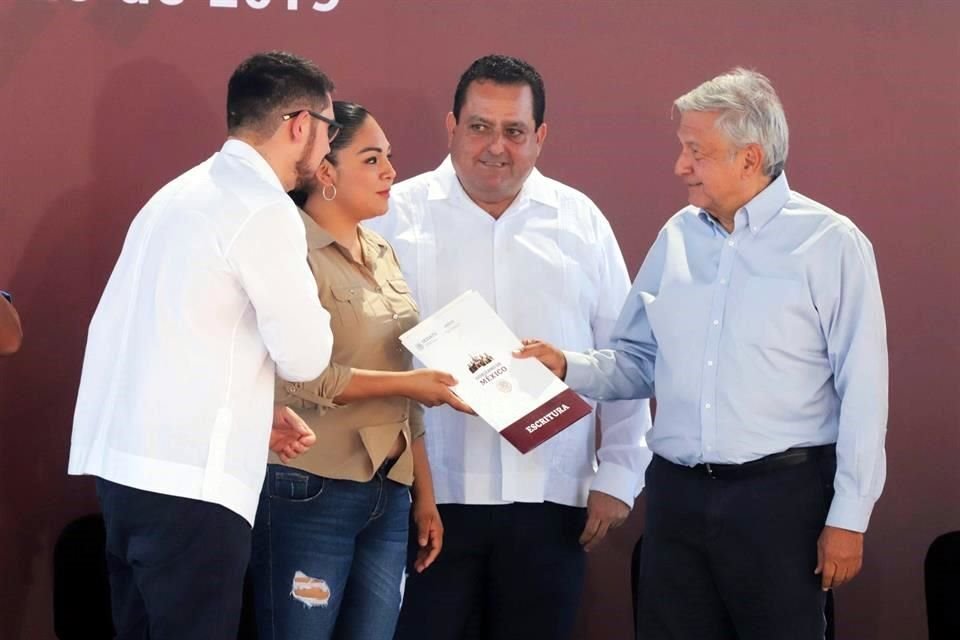 El Presidente AMLO y el Gobernador de BCS presentaron el 'Programa de Mejoramiento Urbano Mi México Late' en Los Cabos.