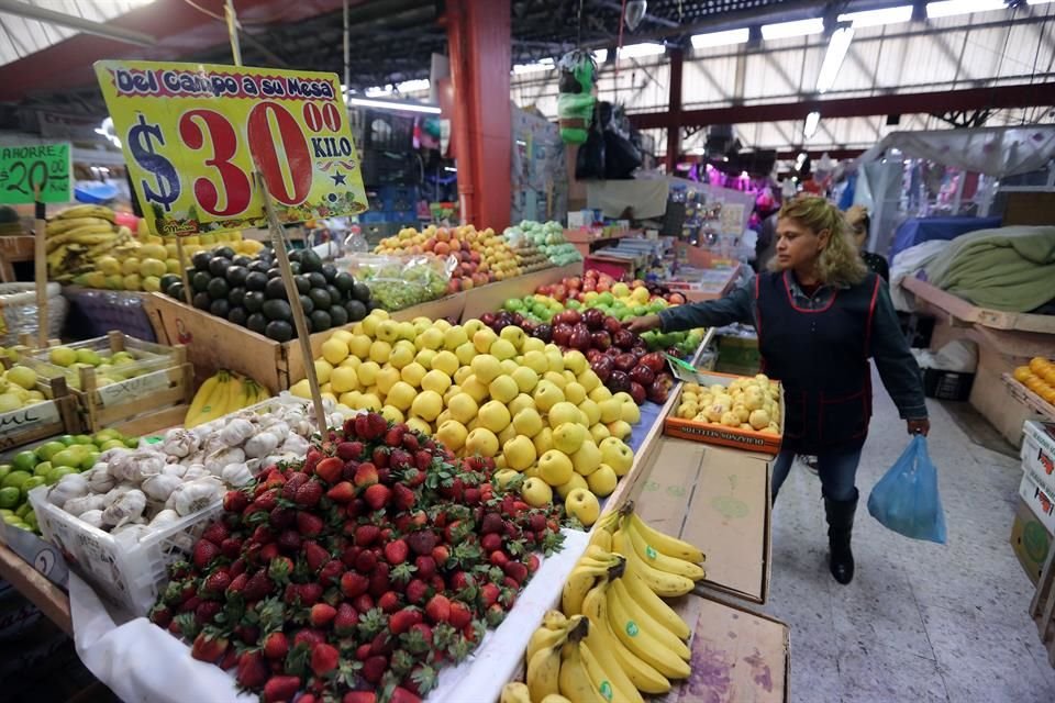 En los primeros quince días de junio figuró el aumento en el precio de la naranja, con 10.85 por ciento.