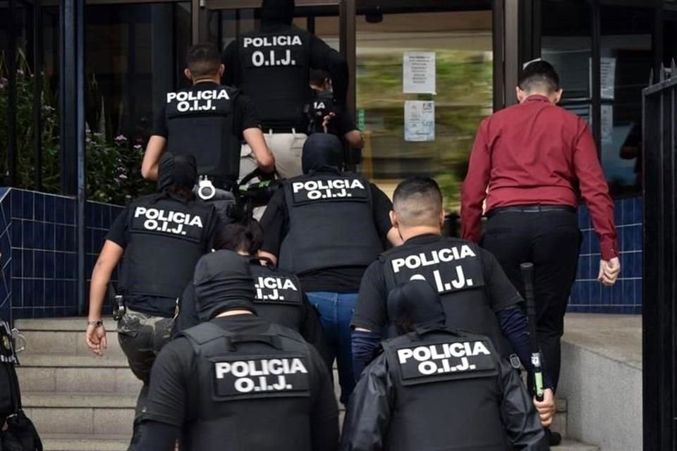La Policía de Costa Rica allanó las instalaciones del Tribunal Eclesiástico y la curia metropolitana en una pesquisa por abusos a menores.