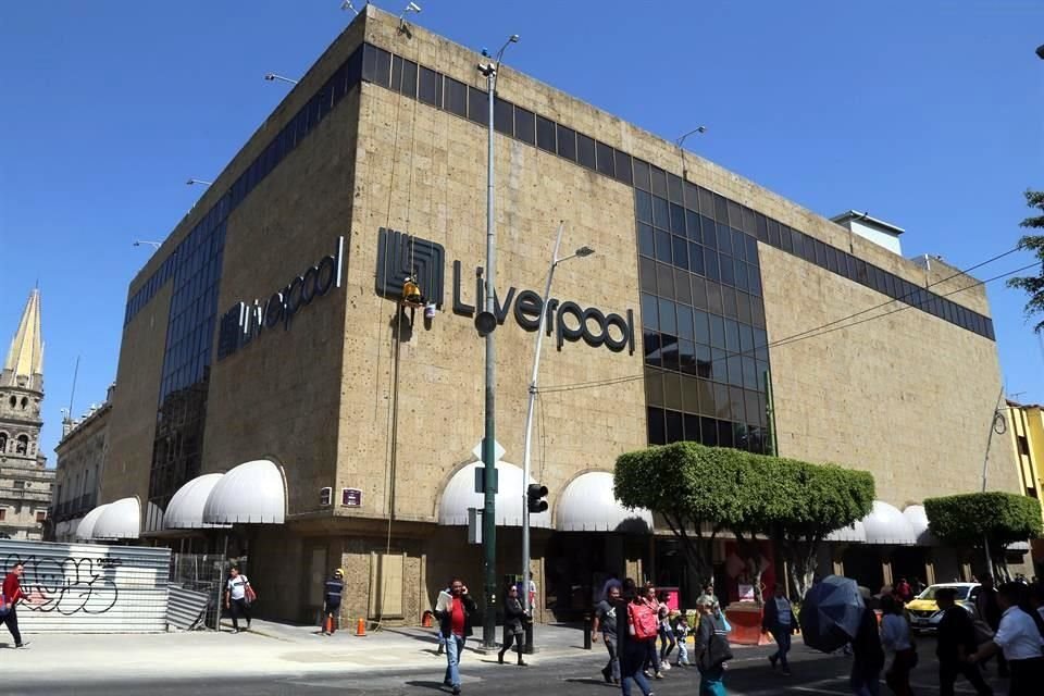 En 2020, las ventas a mismas tiendas de Liverpool cayeron 18.7 por ciento.