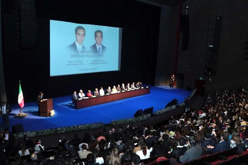 El acto se llevó a cabo en el Auditorio Luis Elizondo del Tec de Monterrey.