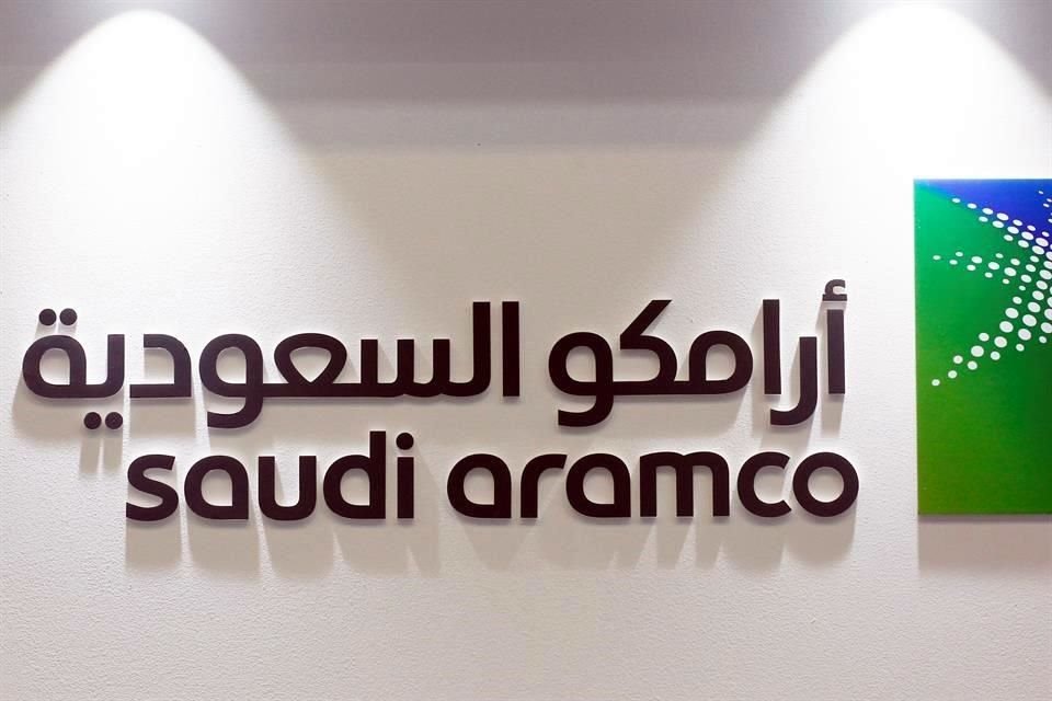 Saudi Aramco dijo que no compraría el resto de las acciones de la petroquímica.