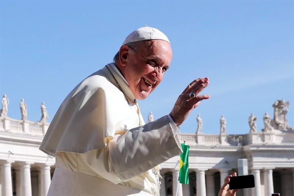 El Papa Francisco promulgó una ley para proteger a niños de abusos sexuales al interior del Vaticano y otras instituciones de la Santa Sede.