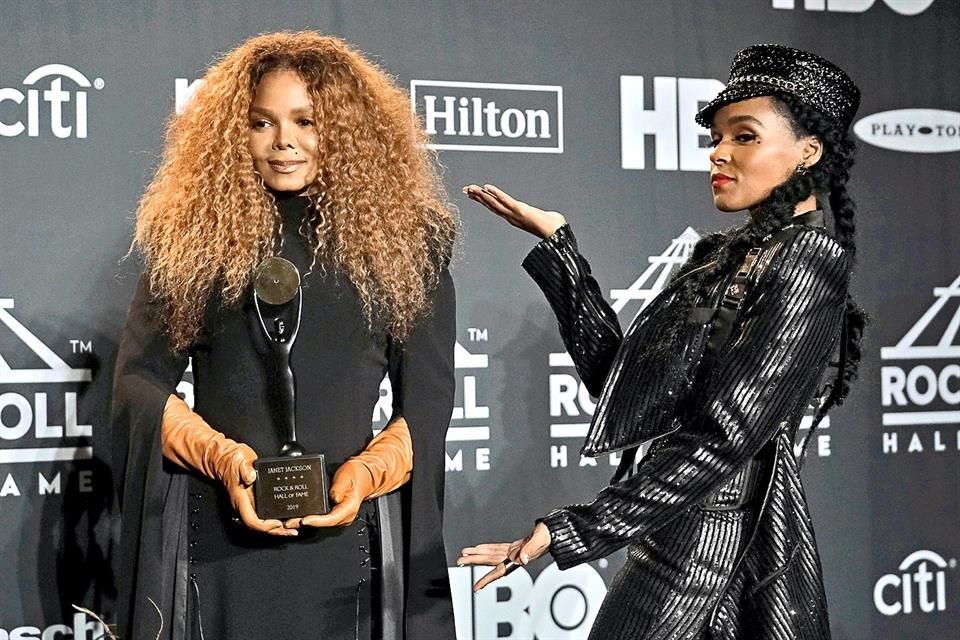 Janet Jackson fue presentada por Janelle Monáe.